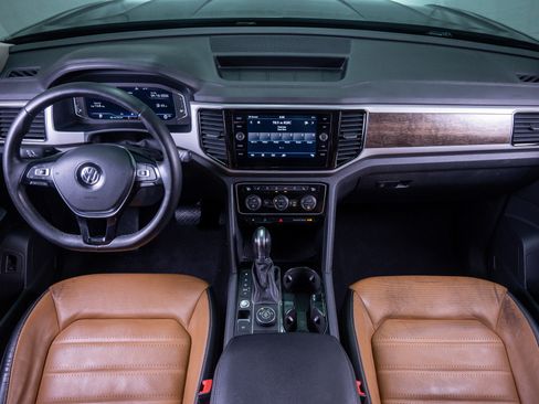 Used 2019 Volkswagen Atlas SEL Premium image 17