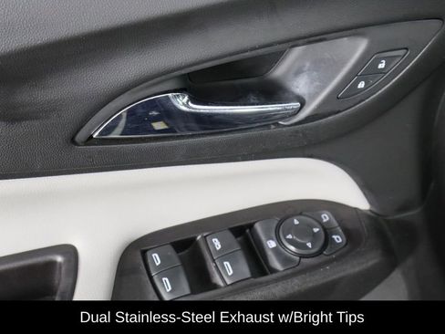 Used 2020 Chevrolet Equinox Premier image 22