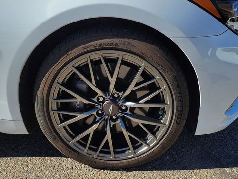 Used 2018 Genesis G80 3.3T Sport image 9