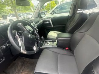 Used 2023 Toyota 4Runner SR5 Premium w/ Moonroof Package AWD/4WD video 1