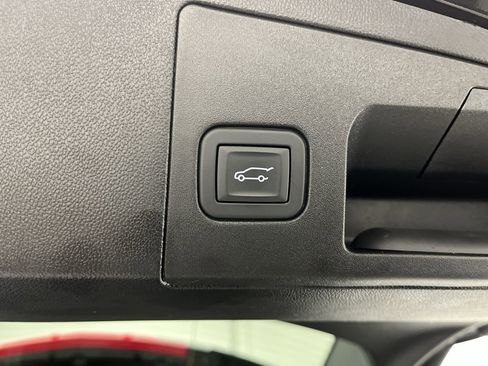 Certified 2025 Cadillac XT5 Premium Luxury image 35