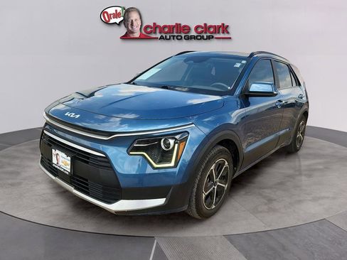 Used 2024 Kia Niro EX FWD image 1