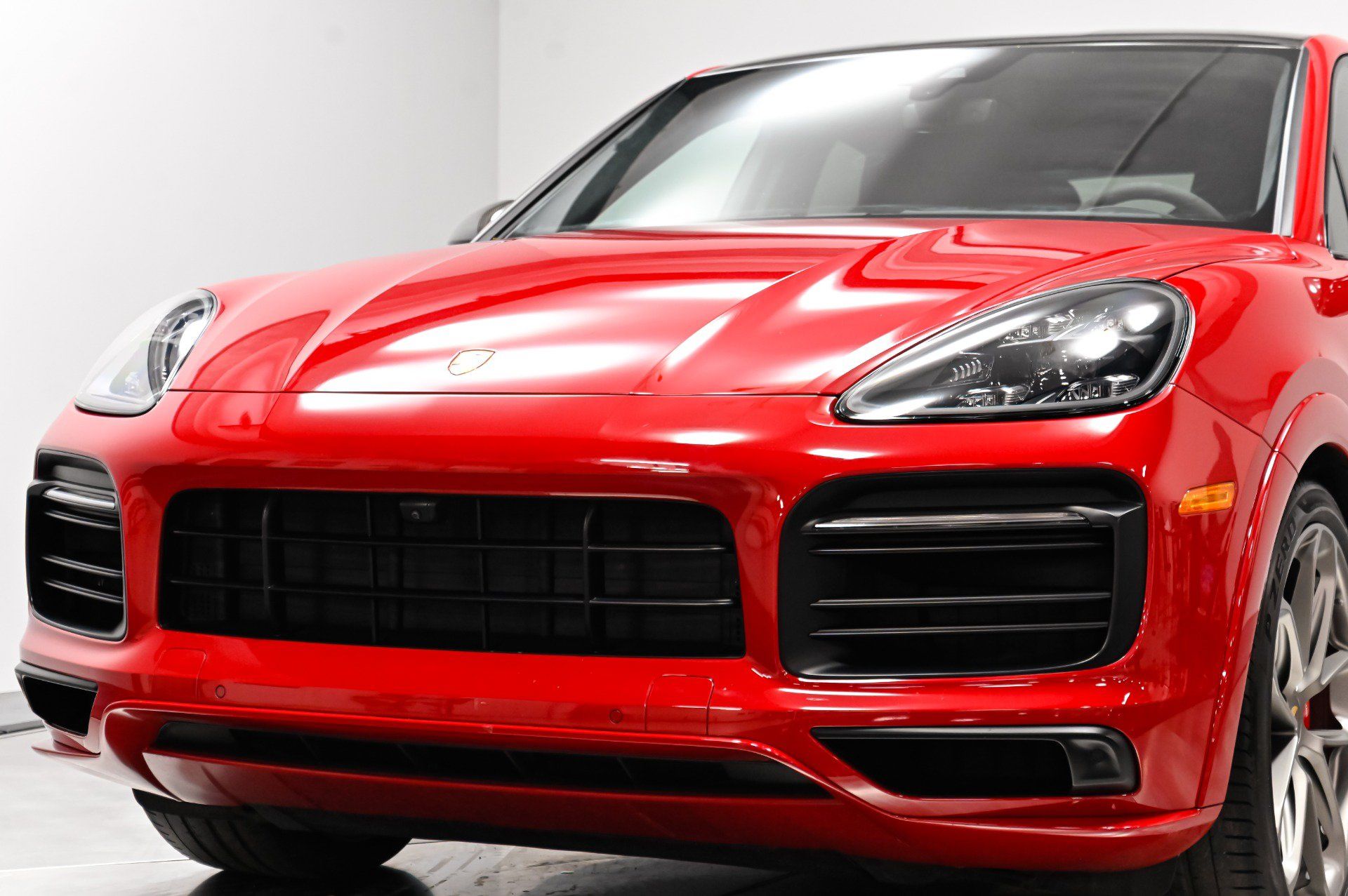 Used 2021 Porsche Cayenne GTS AWD/4WD image 64