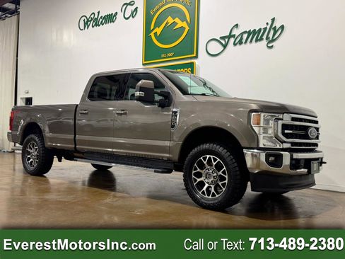 Used 2020 Ford F250 Lariat w/ Lariat Value Package image 1