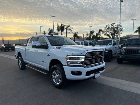 Used 2024 RAM 2500 Laramie AWD/4WD image 2