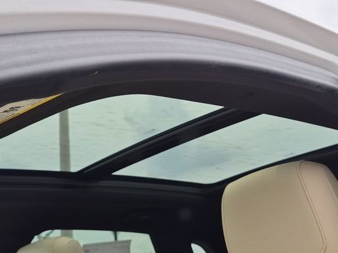 Certified 2019 Cadillac XT5 Luxury AWD/4WD image 18