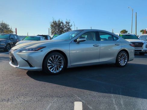 Used 2019 Lexus ES 350 Ultra Luxury image 1