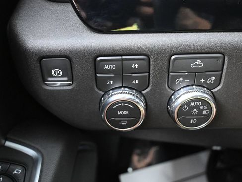 Used 2026 GMC Sierra 1500 Elevation AWD/4WD image 20