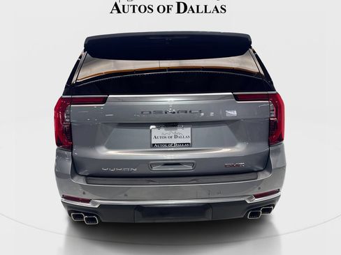 Used 2026 GMC Yukon Denali w/ Denali Reserve Package RWD image 7