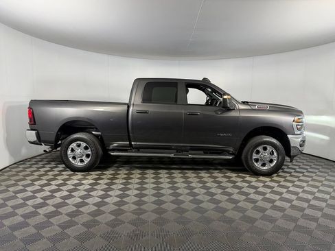 Used 2025 RAM 2500 Big Horn AWD/4WD image 5