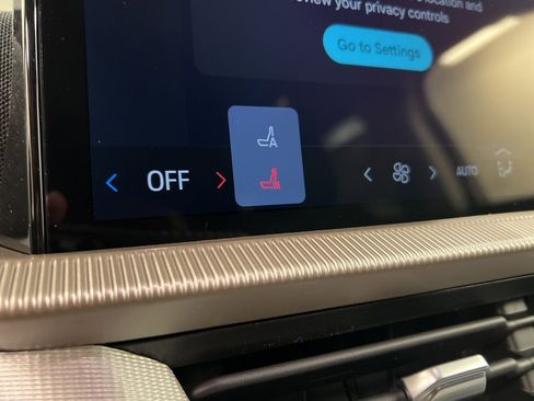 New 2026 Ford Explorer Active image 13