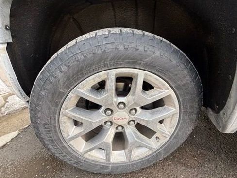 Used 2015 GMC Sierra 1500 SLT w/ SLT Crew Cab Value Package image 11