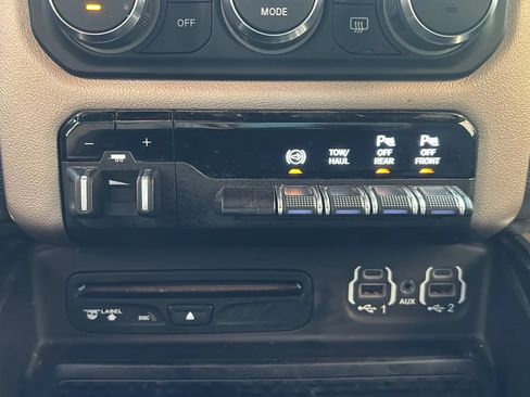 Used 2019 RAM 2500 Laramie AWD/4WD image 26