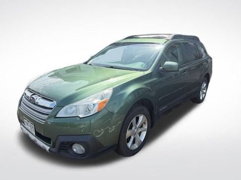 Used 2013 Subaru Outback 2.5i Limited AWD/4WD image 3