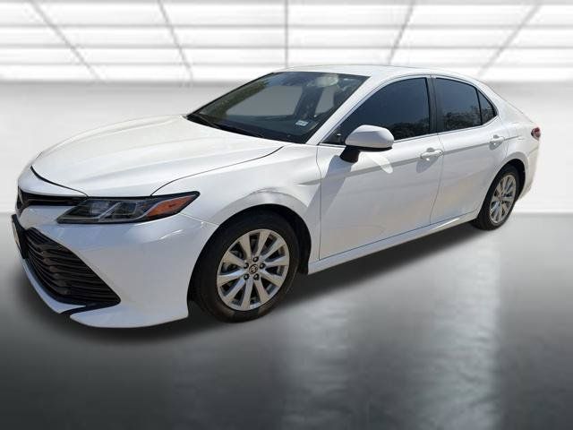Used 2020 Toyota Camry LE FWD image 1