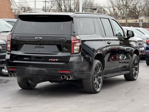 Used 2024 Chevrolet Suburban RST w/ Sport Performance Package image 7