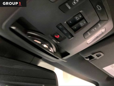 Used 2023 Toyota Sienna XSE image 34