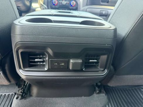 Used 2022 Chevrolet Silverado 1500 LT Trail Boss w/ LT Trail Boss Premium Package AWD/4WD image 15