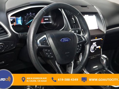 Used 2017 Ford Edge Titanium image 21