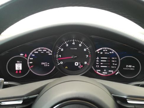 Used 2022 Porsche Panamera Platinum Edition RWD image 43