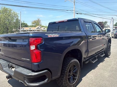 Used 2021 Chevrolet Silverado 1500 Custom Trail Boss AWD/4WD image 11