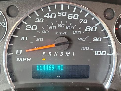 Certified 2021 Chevrolet Express 2500 w/ Driver Convenience Package image 12