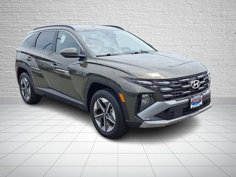 Used 2025 Hyundai Tucson SEL AWD/4WD image 3