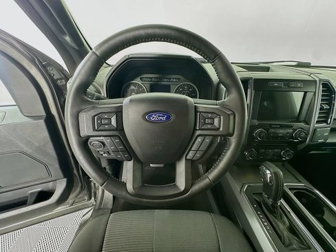 Used 2017 Ford F150 XLT w/ Equipment Group 302A Luxury AWD/4WD image 11