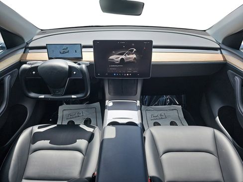 Used 2023 Tesla Model Y Long Range AWD/4WD image 10