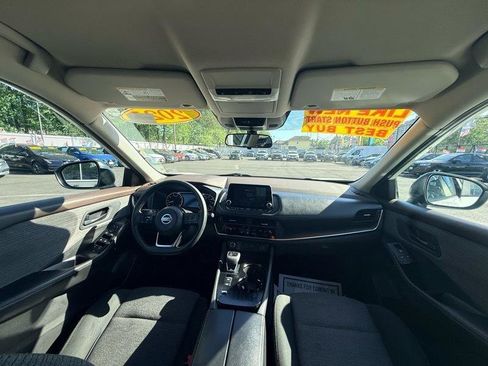 Used 2021 Nissan Rogue S FWD image 21