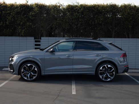 Used 2023 Audi RS Q8 AWD/4WD image 21