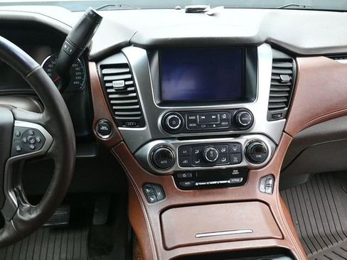 Used 2018 Chevrolet Tahoe Premier image 18