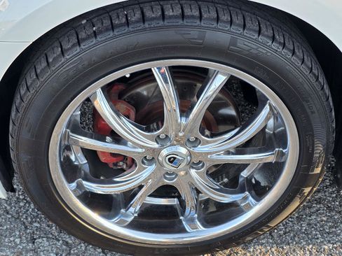 Used 2011 INFINITI M56 x w/ Deluxe Touring Pkg image 44