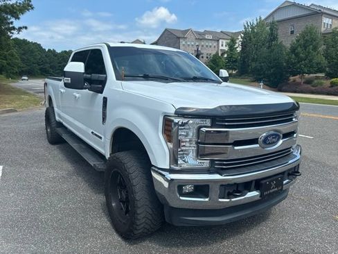 Used 2018 Ford F250 Lariat w/ FX4 Off-Road Package AWD/4WD image 4