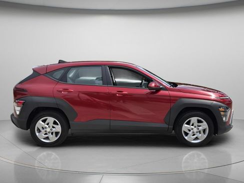 Used 2026 Hyundai Kona SE FWD image 3