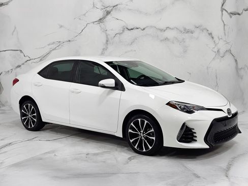 Used 2019 Toyota Corolla SE FWD image 4