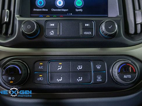Used 2022 Chevrolet Colorado Z71 AWD/4WD image 22