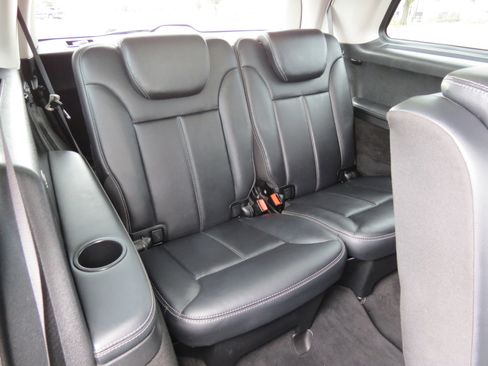 Used 2010 Mercedes-Benz GL 450 4MATIC image 37