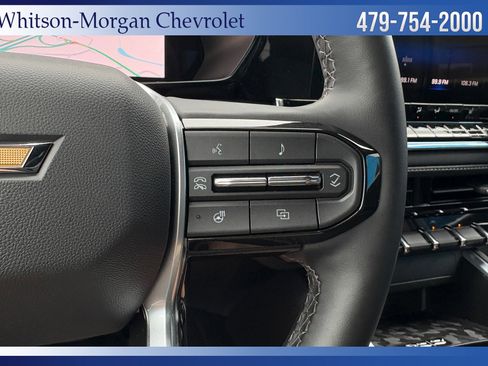 Used 2024 Chevrolet Colorado LT w/ LT Convenience Package III image 16