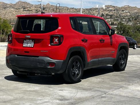 Used 2020 Jeep Renegade Sport FWD image 7