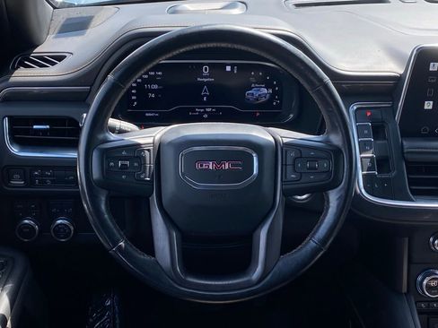 Used 2022 GMC Yukon XL AT4 AWD/4WD image 11