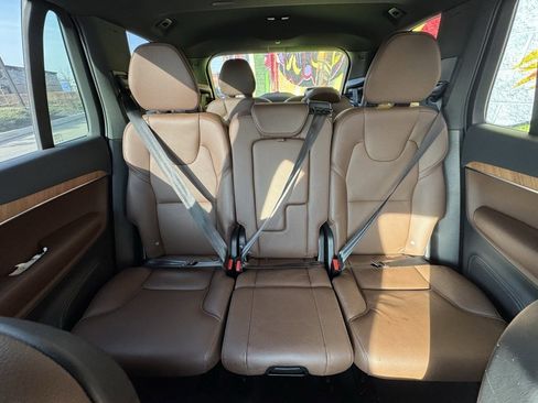 Used 2024 Volvo XC90 B6 Plus w/ Protection Package image 10