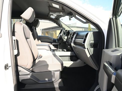 Used 2022 Ford F250 XLT image 41