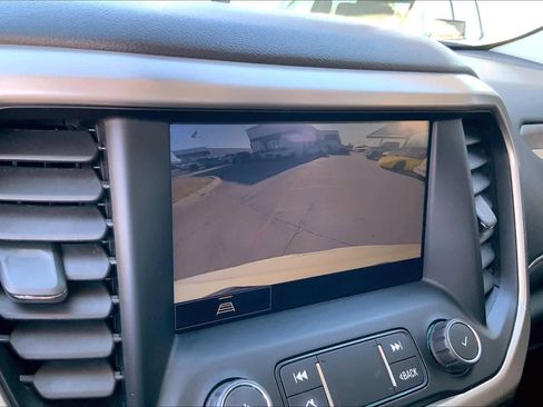 Used 2021 GMC Acadia Denali image 25