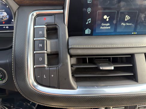 Used 2023 Chevrolet Tahoe Premier image 34