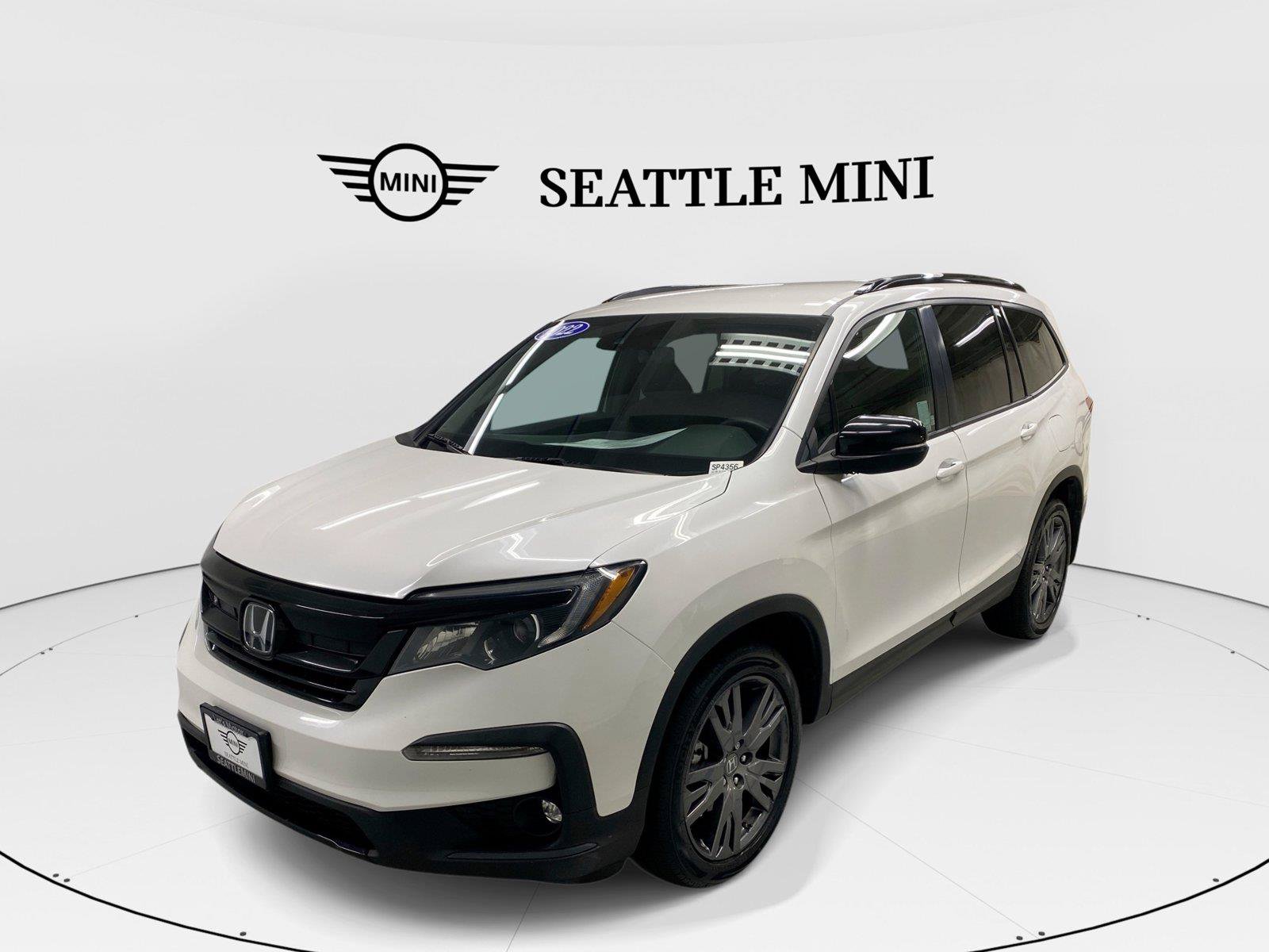 Used 2022 Honda Pilot Sport image 1