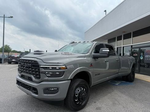 New 2026 RAM 3500 Limited AWD/4WD image 7