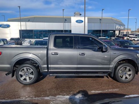 Used 2018 Ford F150 Lariat w/ Equipment Group 502A Luxury image 4