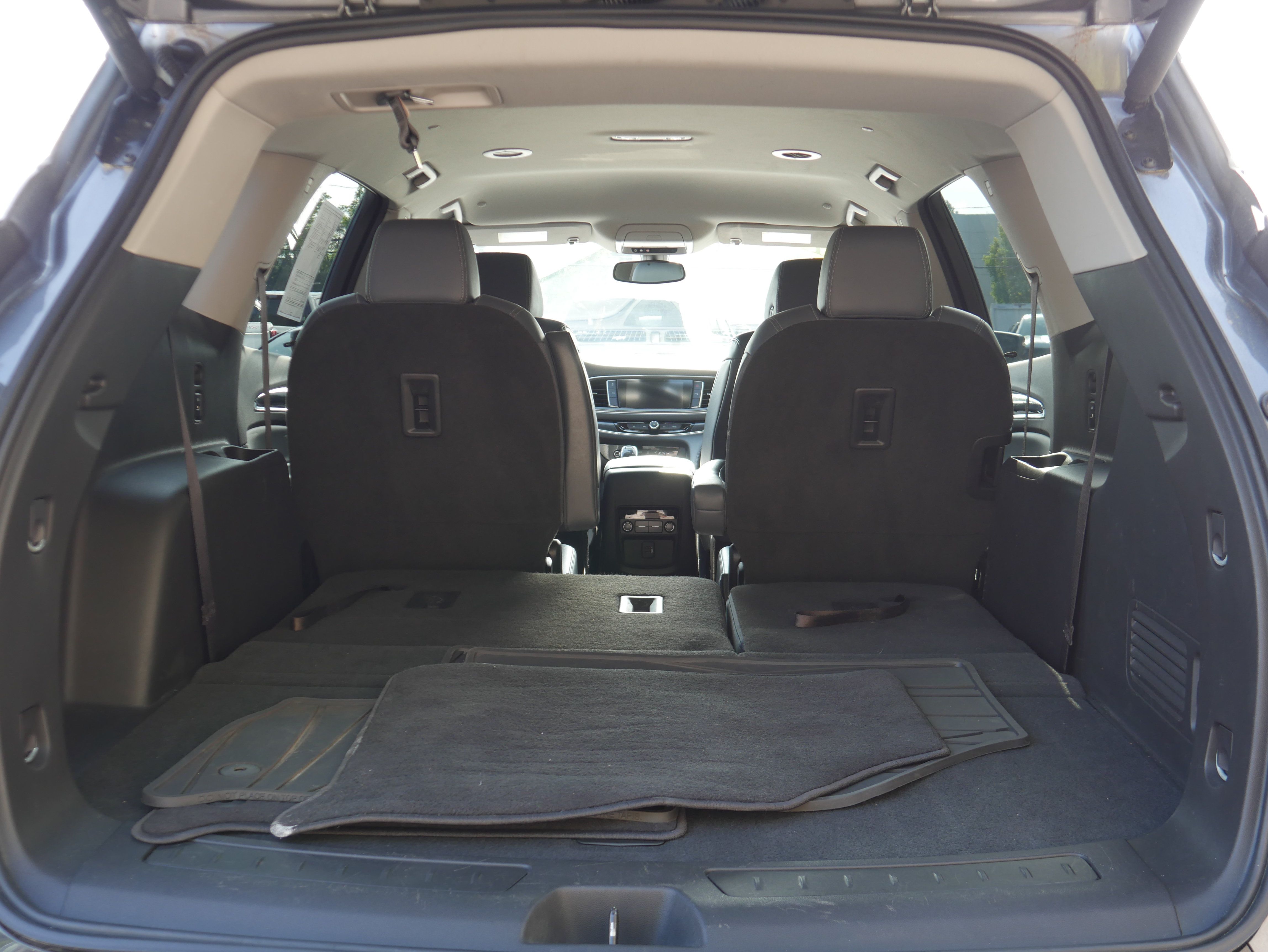Used 2019 Buick Enclave Essence AWD/4WD image 7
