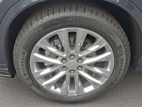 Certified 2023 Cadillac XT6 Premium Luxury w/ Technology Package image 9